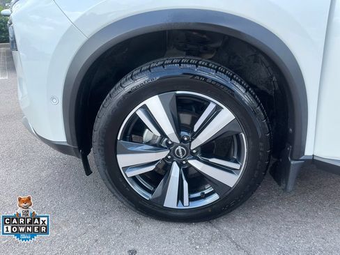 Certified 2022 Nissan Rogue Platinum w/ Head-Up Display Package FWD image 30