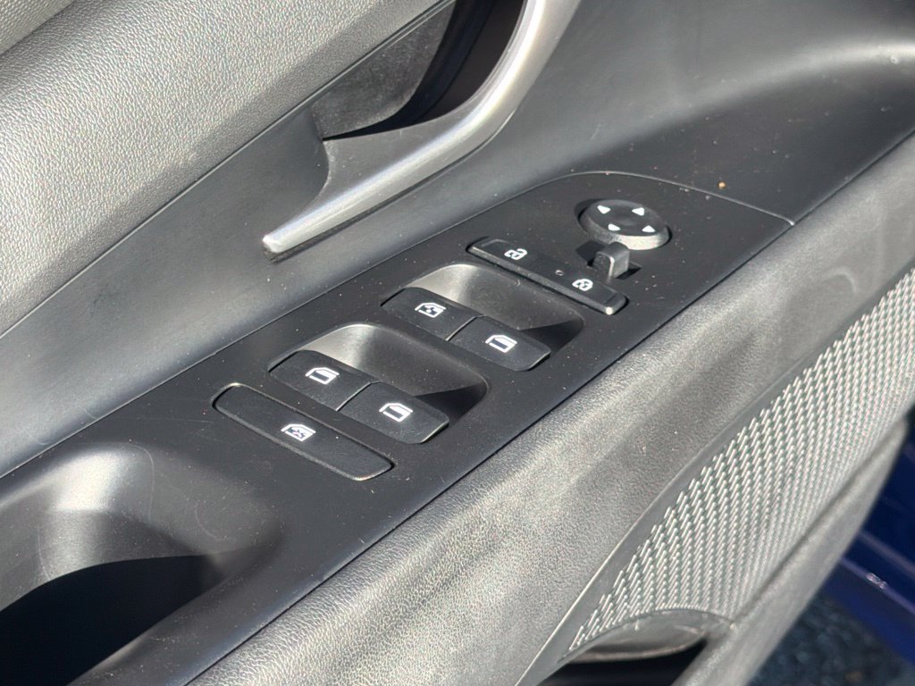 Used 2021 Hyundai Elantra SEL w/ Convenience Package FWD image 19