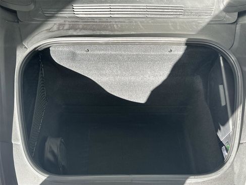 Used 2023 Porsche 911 Targa 4S image 16