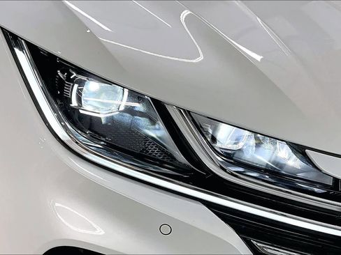 Used 2023 Volkswagen Arteon SEL Premium image 31