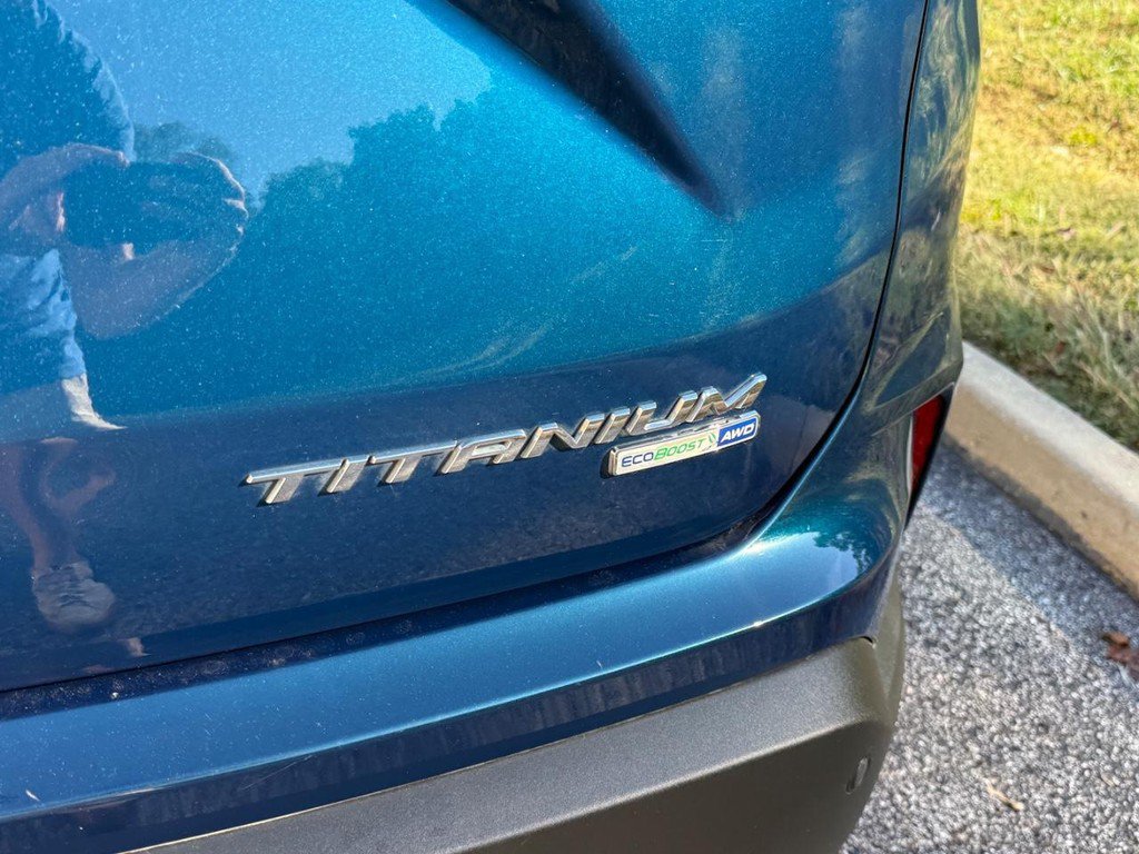 Used 2020 Ford Edge Titanium w/ Equipment Group 301A AWD/4WD image 6
