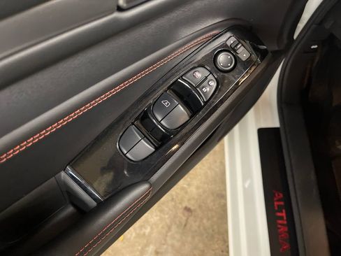 Certified 2023 Nissan Altima 2.5 SR image 15