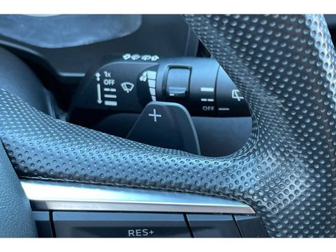 Used 2022 Mitsubishi Outlander ES image 39