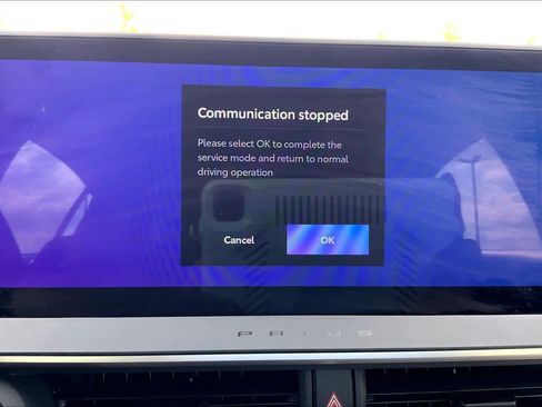 Certified 2024 Toyota Prius Limited w/ Limited Premium Package FWD image 35