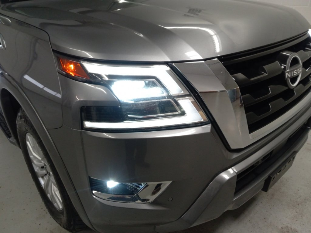 Used 2024 Nissan Armada SV AWD/4WD image 5