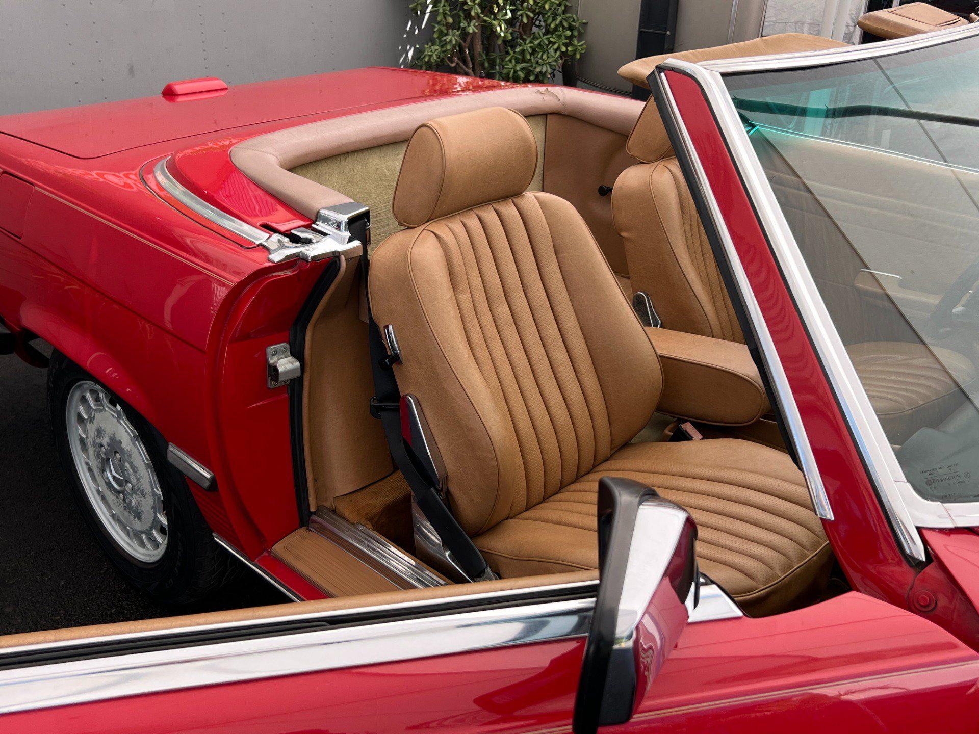 Used 1987 Mercedes-Benz 560 SL image 29