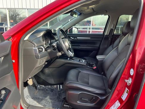 Used 2017 MAZDA CX-5 Touring image 11