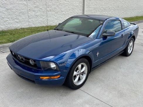Used 2007 Ford Mustang Coupe RWD image 16