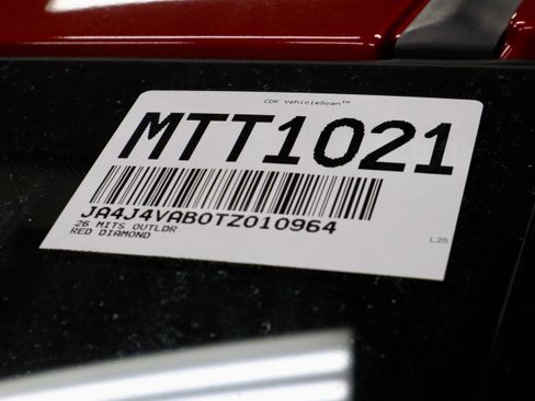 New 2026 Mitsubishi Outlander SE image 36