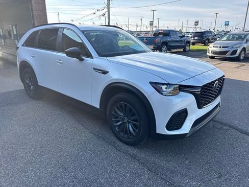 Certified 2025 MAZDA CX-70 3.3 Turbo w/ Preferred Package AWD/4WD image 2