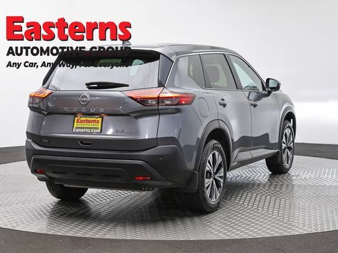Used 2023 Nissan Rogue SV AWD/4WD image 5