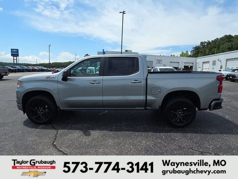New 2026 Chevrolet Silverado 1500 RST w/ Z71 Off-Road Package AWD/4WD image 5