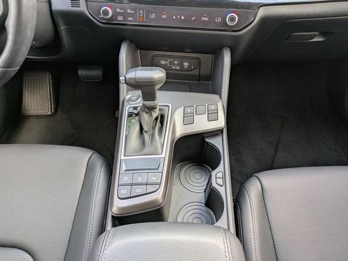Used 2026 Kia Sportage SX FWD image 19