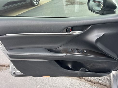 Used 2023 Toyota Camry XSE image 3