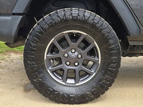 Used 2018 Jeep Wrangler Unlimited Sport S AWD/4WD image 28