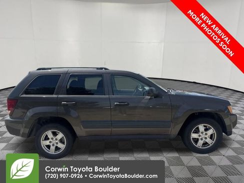 Used 2005 Jeep Grand Cherokee Laredo AWD/4WD image 8