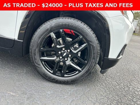 Used 2021 Chevrolet Traverse Premier w/ Redline Edition image 8