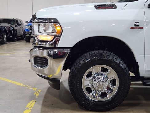 Used 2022 RAM 2500 Tradesman AWD/4WD image 5