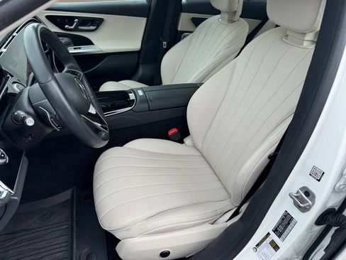 Used 2024 Mercedes-Benz E 350 4MATIC Sedan image 10