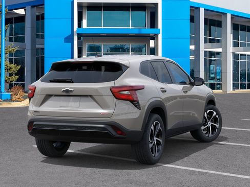 New 2026 Chevrolet Trax RS w/ Driver Confidence Package FWD image 28