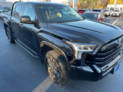 Used 2024 Toyota Tundra SR5 image 4