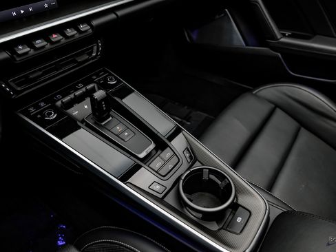 Used 2022 Porsche 911 Turbo S image 61