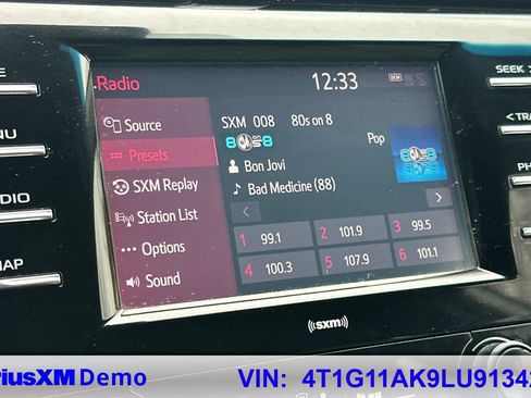 Used 2020 Toyota Camry SE image 26