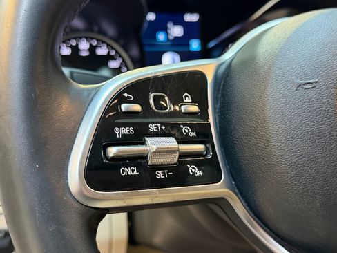 Used 2019 Mercedes-Benz C 300 4MATIC Sedan image 16