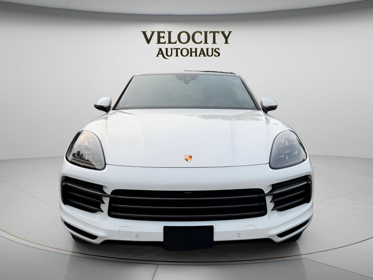 Used 2022 Porsche Cayenne S Platinum AWD/4WD image 2