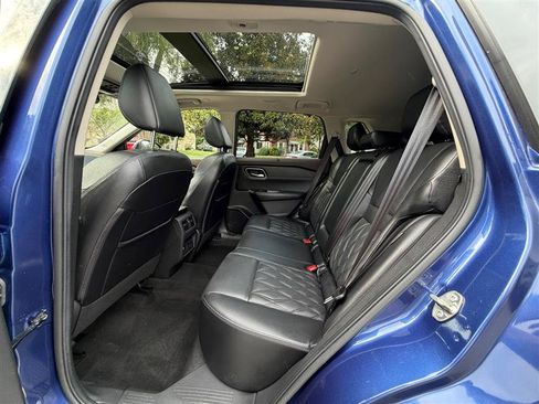 Used 2023 Nissan Rogue Platinum w/ Platinum Premium Package AWD/4WD image 27