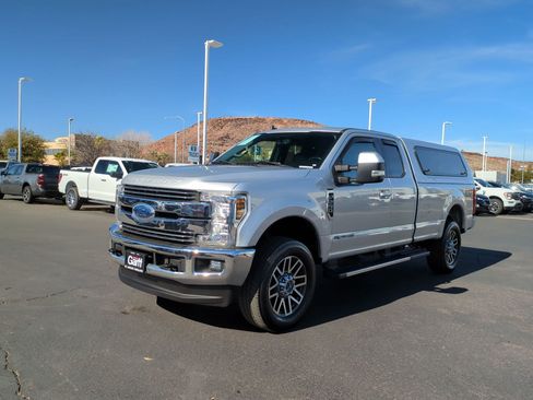 Used 2019 Ford F250 Lariat w/ Lariat Value Package image 8