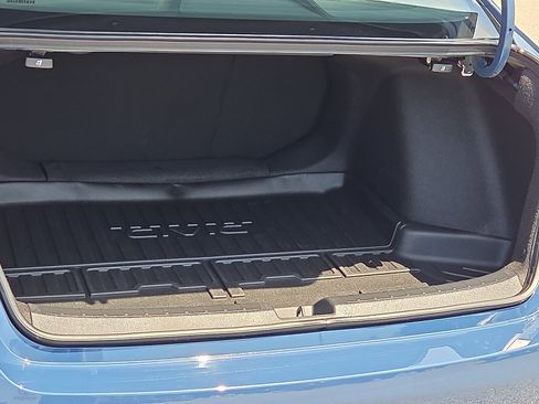 Used 2025 Honda Civic Sport Touring image 9
