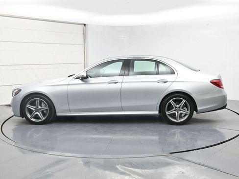Used 2019 Mercedes-Benz E 300 4MATIC image 24