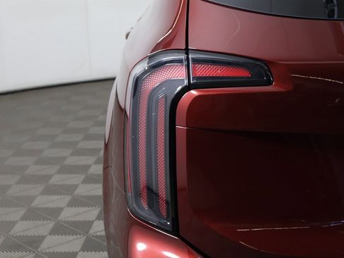 Used 2023 Kia Telluride EX X-Line image 18