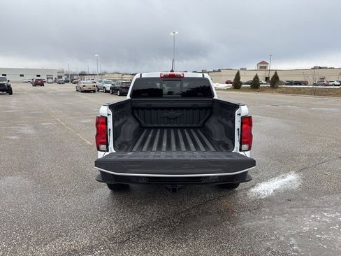 Used 2025 Chevrolet Colorado Trail Boss image 10