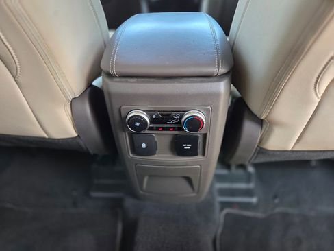 Used 2023 Ford Explorer Platinum w/ Technology Package AWD/4WD image 12