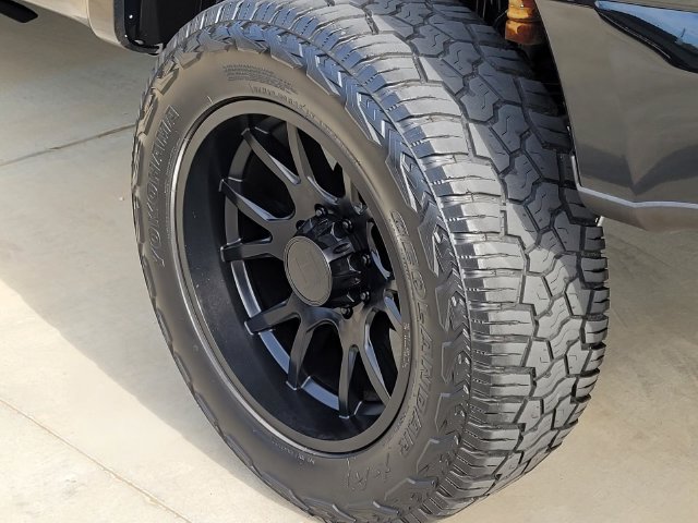 Used 2018 Ford F250 Platinum w/ Platinum Ultimate Package AWD/4WD image 7