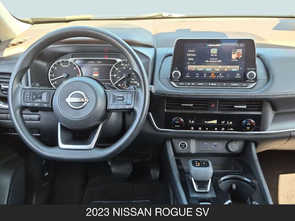 Used 2023 Nissan Rogue SV FWD image 13