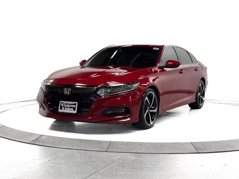 Used 2019 Honda Accord Sport image 3