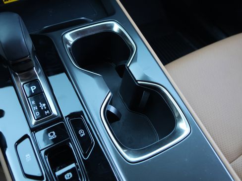 Used 2025 Lexus NX 250 FWD w/ Towing Package (2000 Lbs) image 33