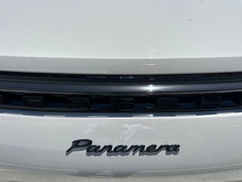 Used 2023 Porsche Panamera image 6