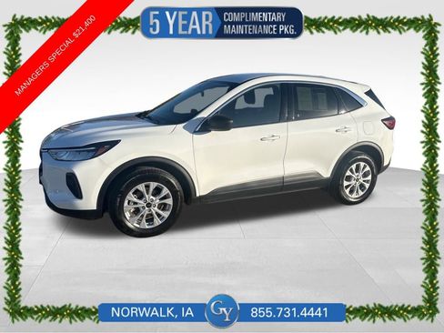 Used 2023 Ford Escape Active image 1