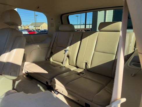 Used 2007 Cadillac Escalade AWD w/ Information Package image 19