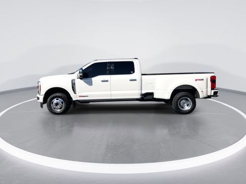 Used 2024 Ford F350 Limited w/ FX4 Off-Road Package image 5