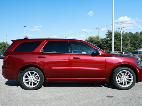 Used 2024 Dodge Durango GT RWD image 4