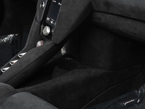 Used 2024 McLaren 750S Spider image 38