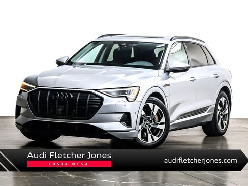 Used 2022 Audi e-tron Premium w/ Convenience Plus Package image 1