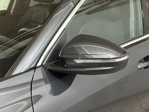 Used 2025 Audi Q5 Premium w/ Convenience Package image 26