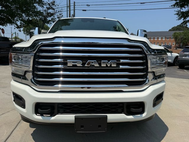 Used 2024 RAM 2500 Limited w/ Safety Group AWD/4WD image 9