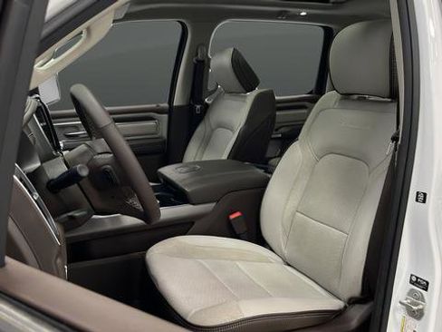 Used 2025 RAM 1500 Laramie w/ Laramie Southwest Edition AWD/4WD image 9